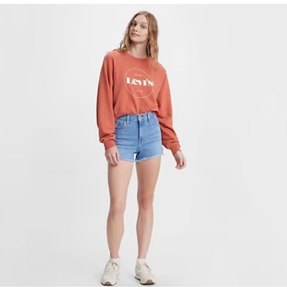 Levi’s High Rise Women’s Shorts Tribeca Scoop- Light Wash - Picture 1 of 2